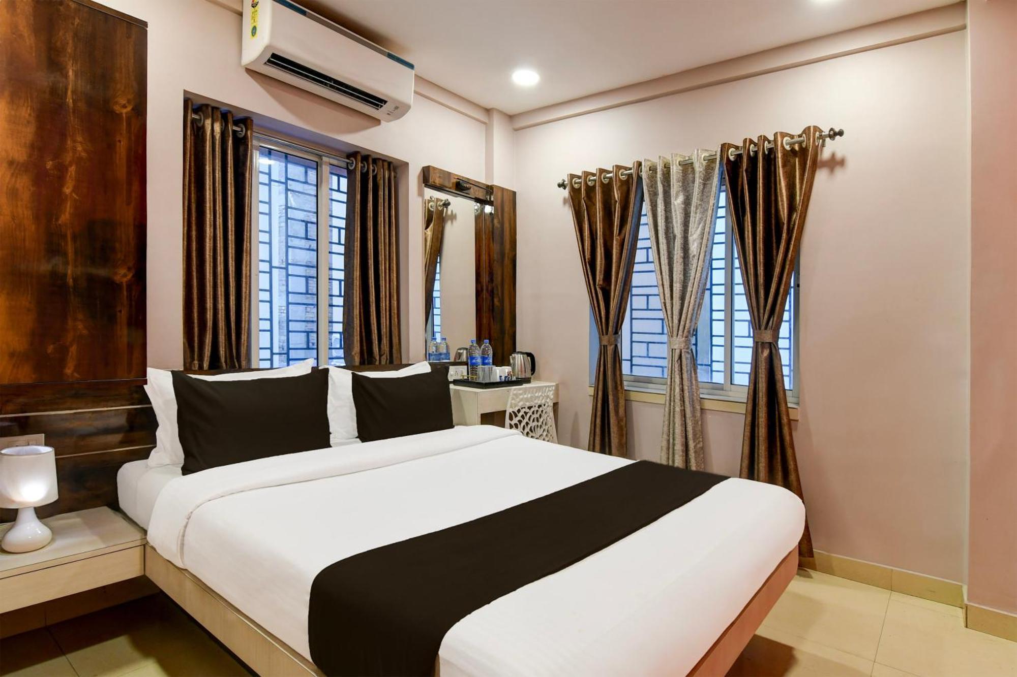 Super Collection O New Town Near Om Sweets Formerly Shiva Inn Calcutta Extérieur photo